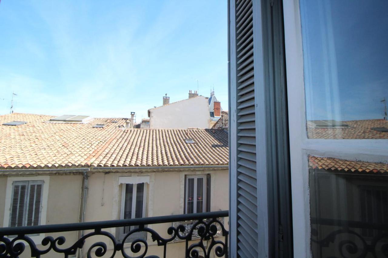 Roussy Nimes Romaine 外观 照片